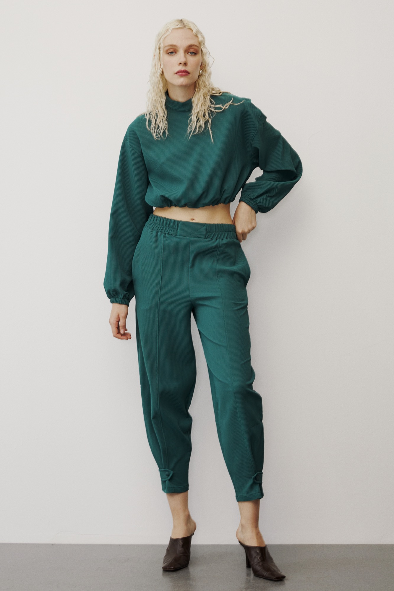 Beli Lastik Detaylı Crop - Baggy Pantolon